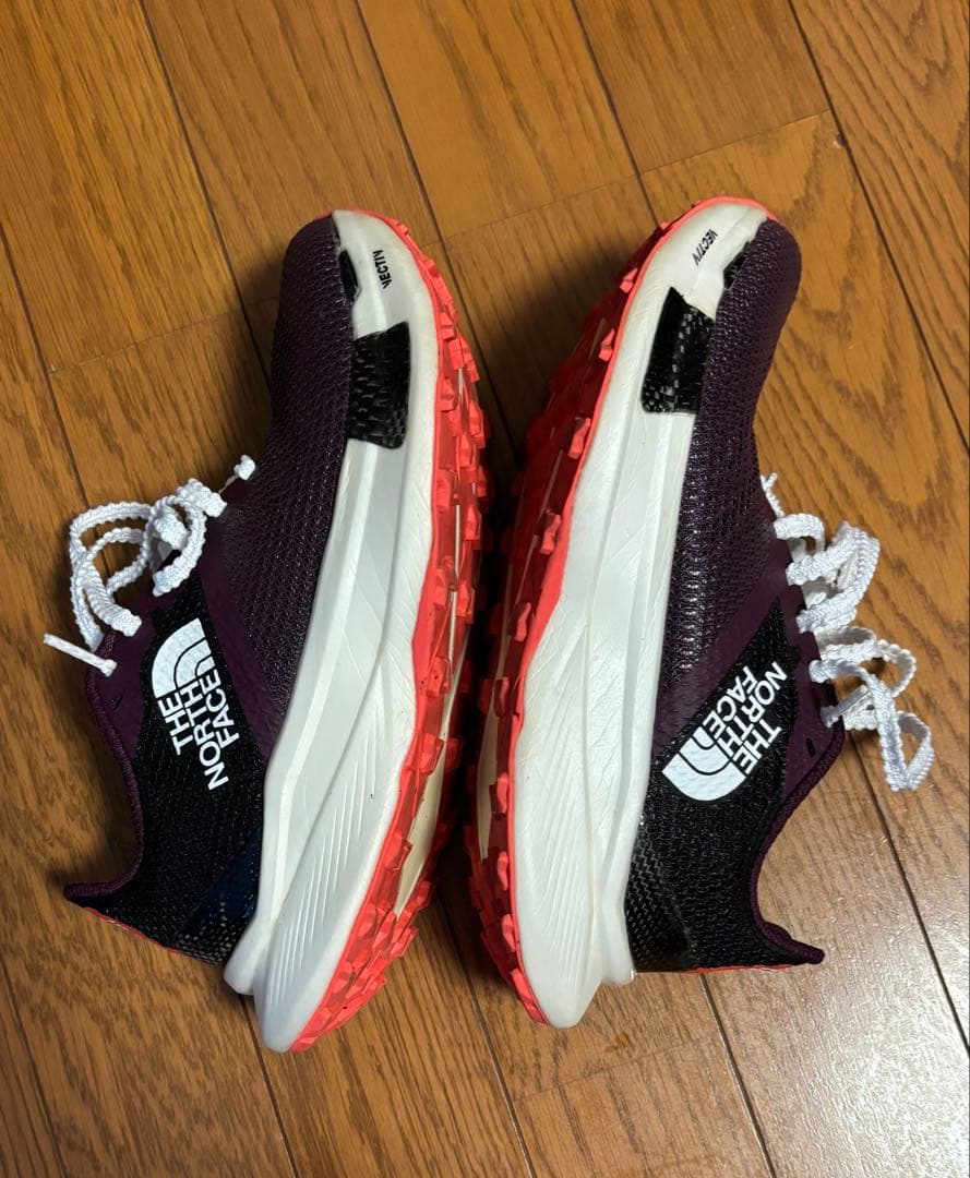 THE NORTH FACE SUMMIT SERIES ランニングシューズ
