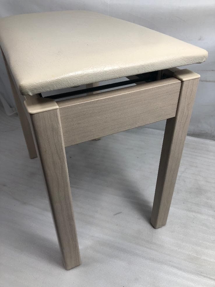 ※81398 ピアノ椅子YAMAHA BC-205（ホワイトアッシュ）★送料無料