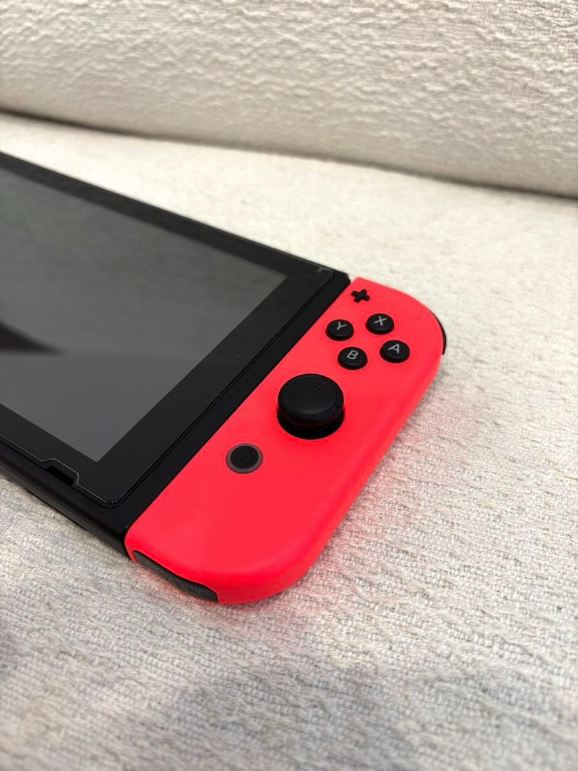 き*ょ様 Nintendo Switch 本体 青/赤