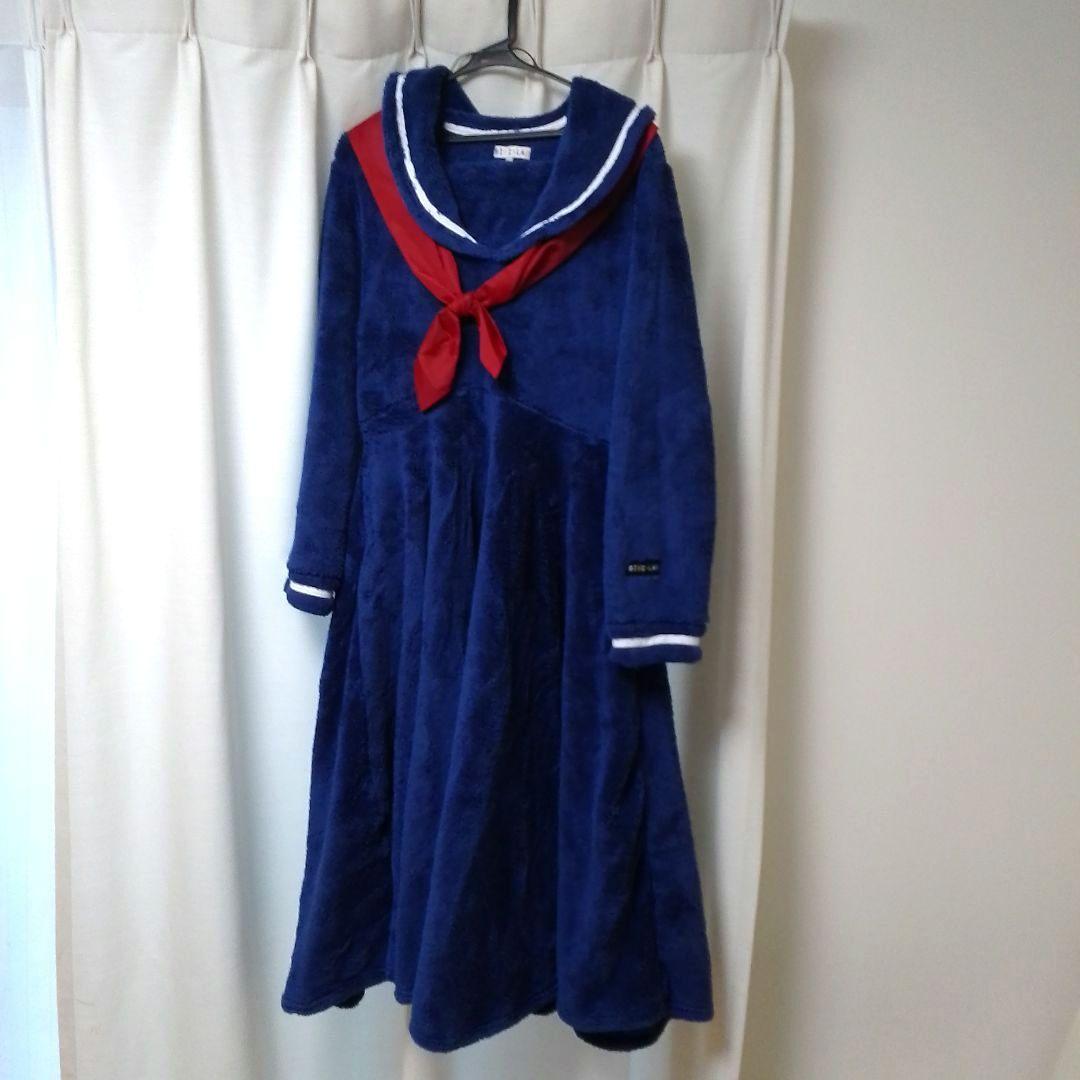BIBILAB　ビビラボ　セーラー服　パジャマ　セラコレ　着る毛布　ルームウェア