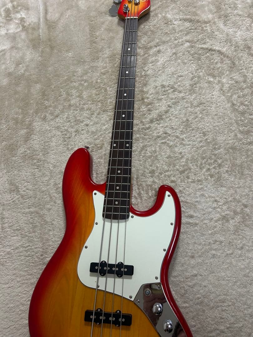 エレキベース GIG サンバースト 4弦ベース