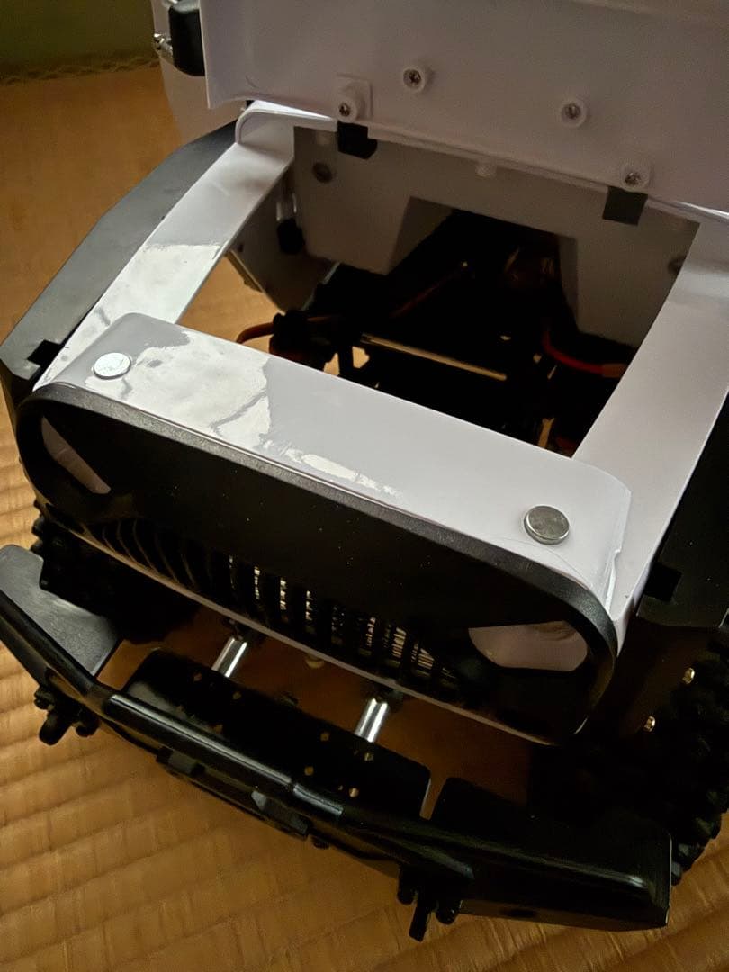 アキシャルSCX10Ⅱ ハードボディ付きクローン　メカセット