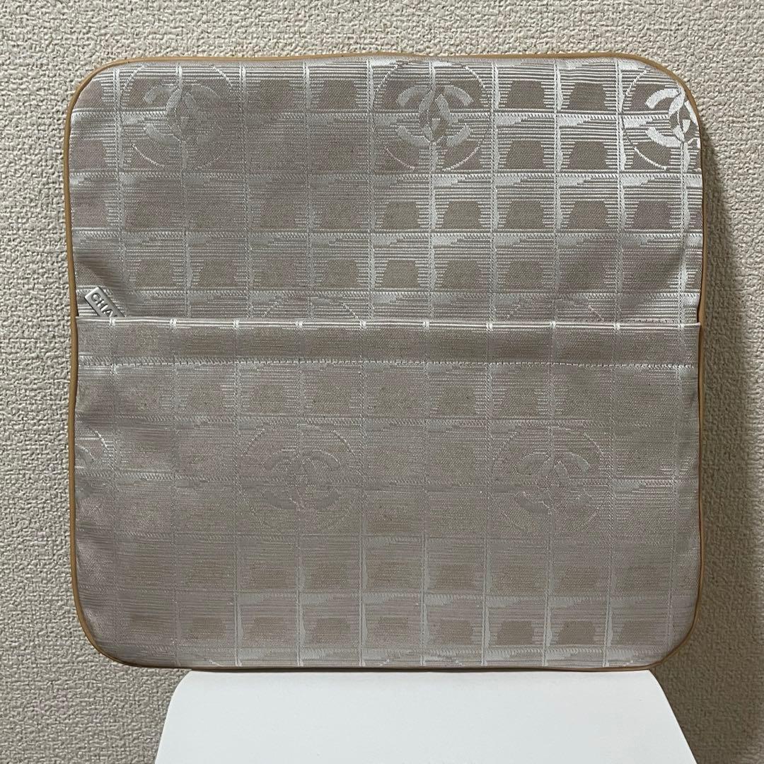 希少極美品★シャネル ニュートラベルライン クッションカバー/マルチケース A4