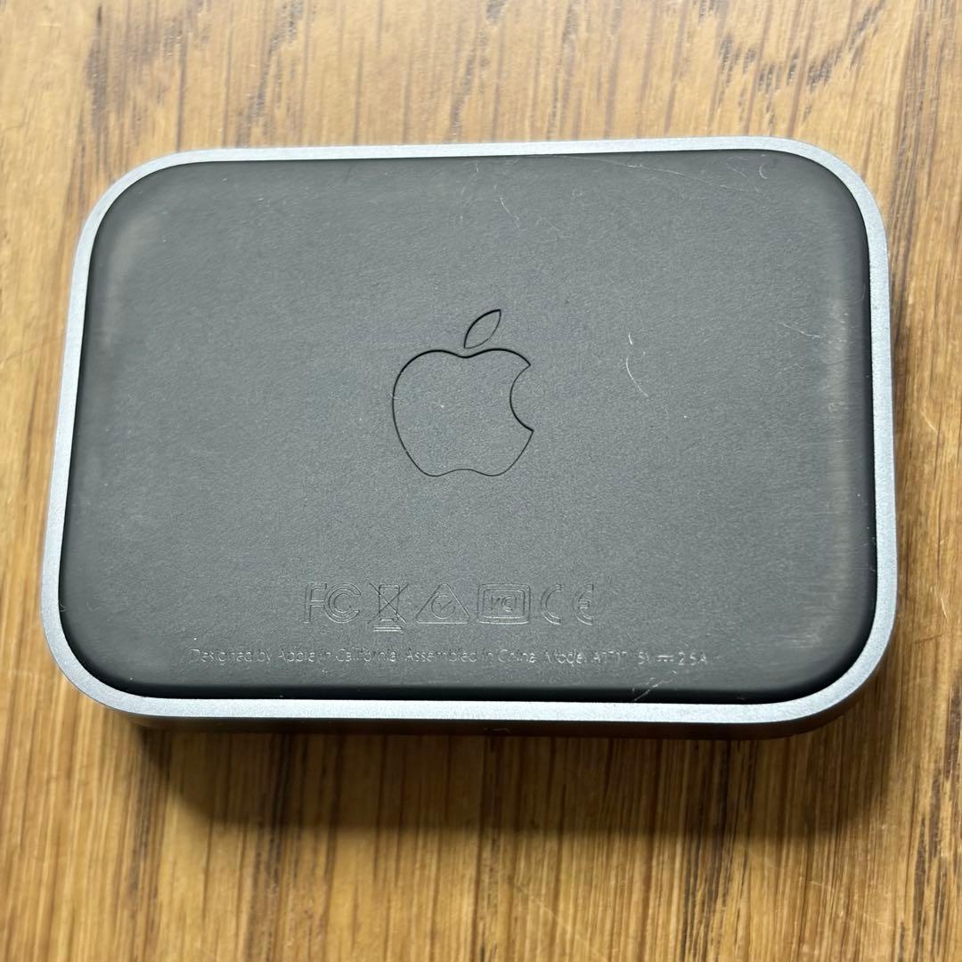 Apple TV 4K 第2世代 32GB ＋ Lightning Dock付き