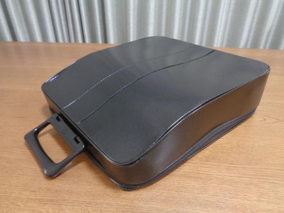 完動品　olivetti LetteraDLタイプライター　フランストリコロール