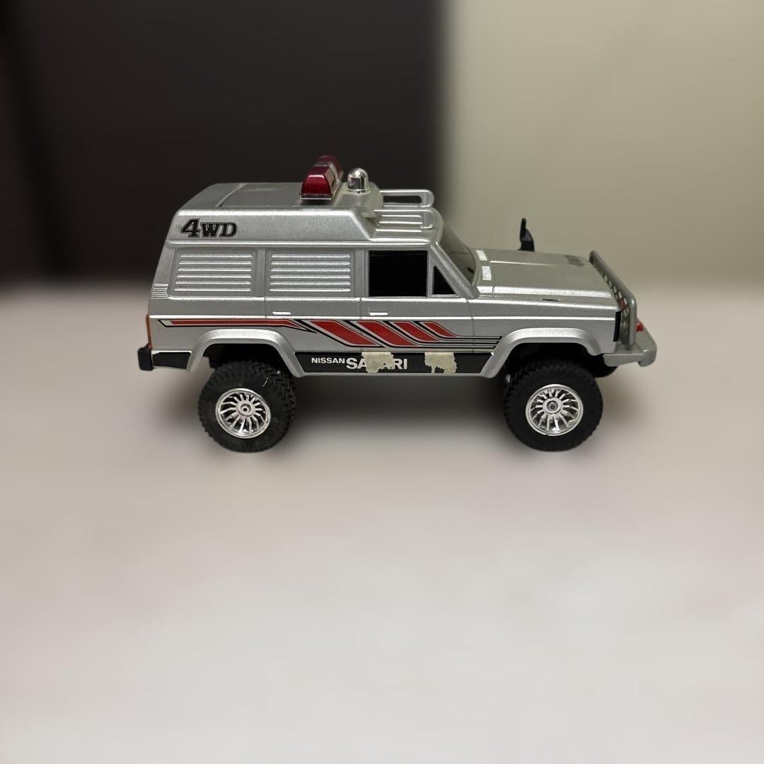 希少　西部警察　part III ニッサンサファリ4WD