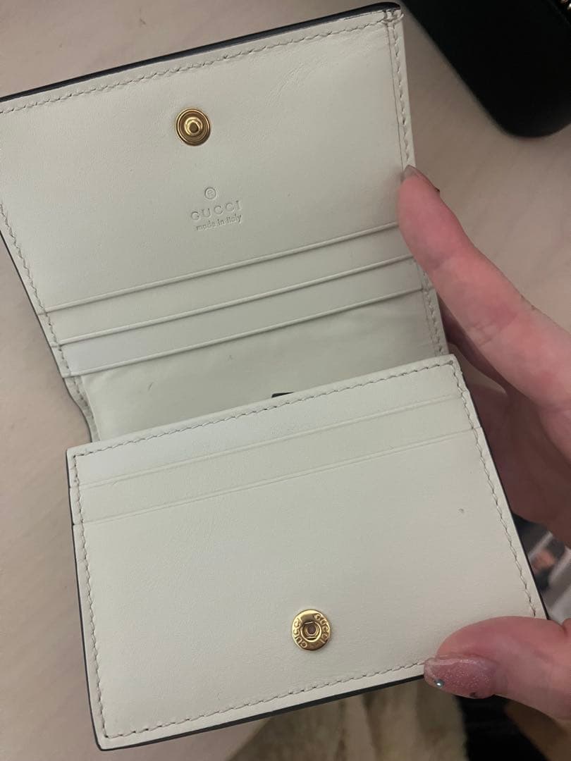 GUCCI フルーツ柄 二つ折り財布