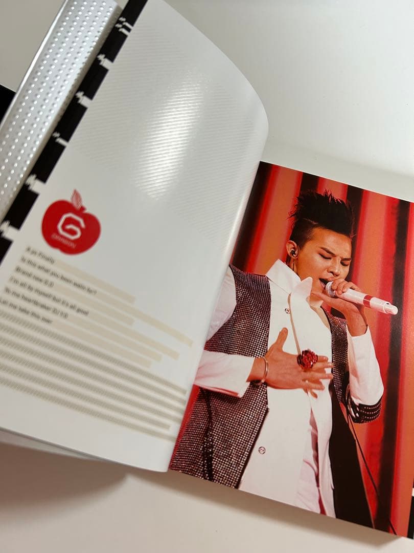 ミュージック G-DRAGON/SHINE A LIGHT