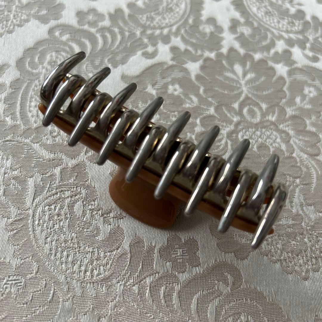 acca☆アッカ☆クリップ☆ヘアクリップ☆ヘアアクセサリー☆M☆キャメル☆