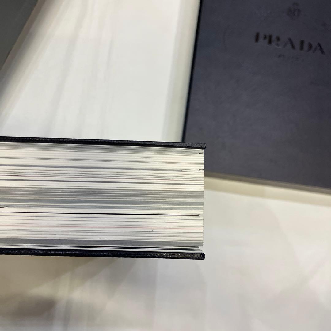 アート・デザイン・音楽 PRADA MILANO DAL 1913